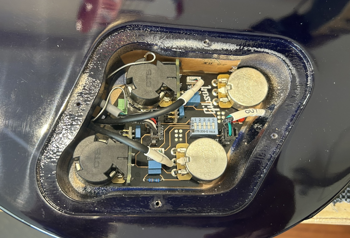 guitar electronics soldering maintenance